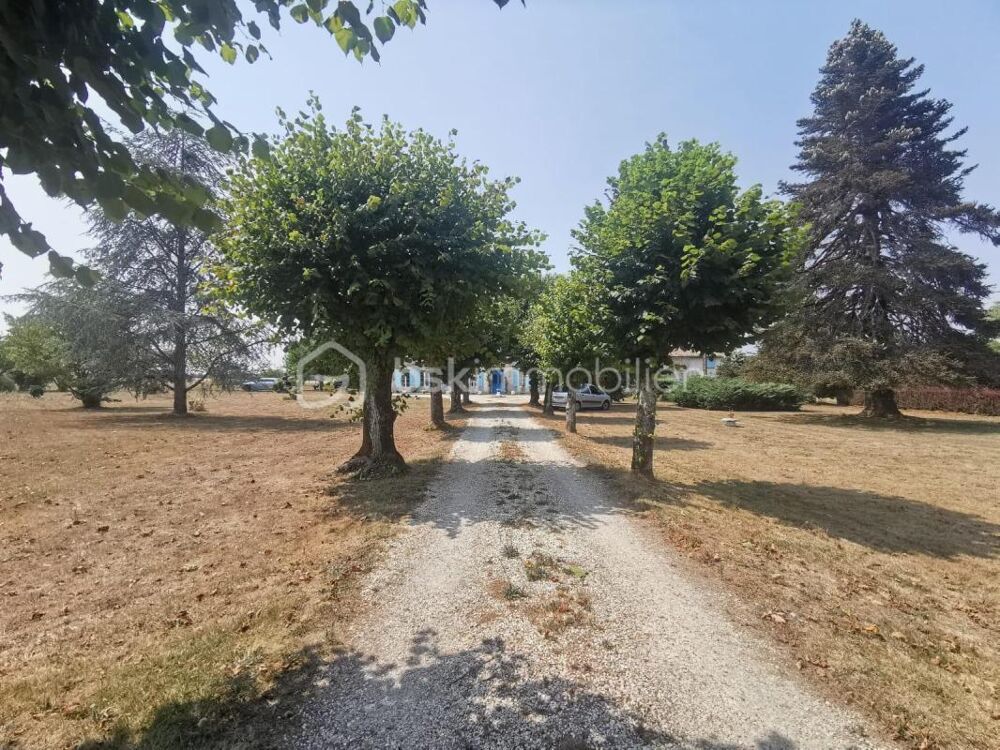 Vente Maison Maison Charentaise 11 pièces Leoville