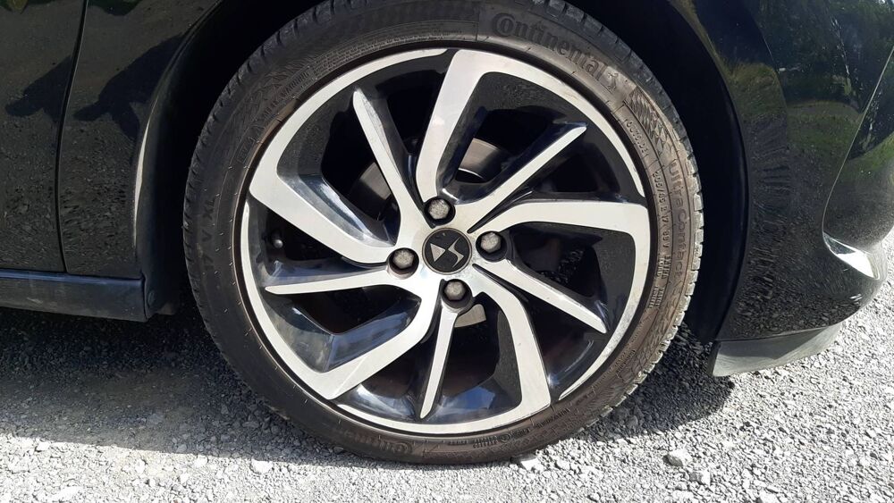 DS3 1.2 PureTech 130 Sport Chic 2018 occasion 15000 Aurillac