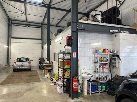   À vendre : Bâtiment d'activités mixtes à Corpeau 