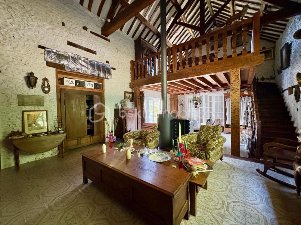 Vente exceptionnelle : Splendide demeure de caractère à découvrir dans un cadre enchanteur !