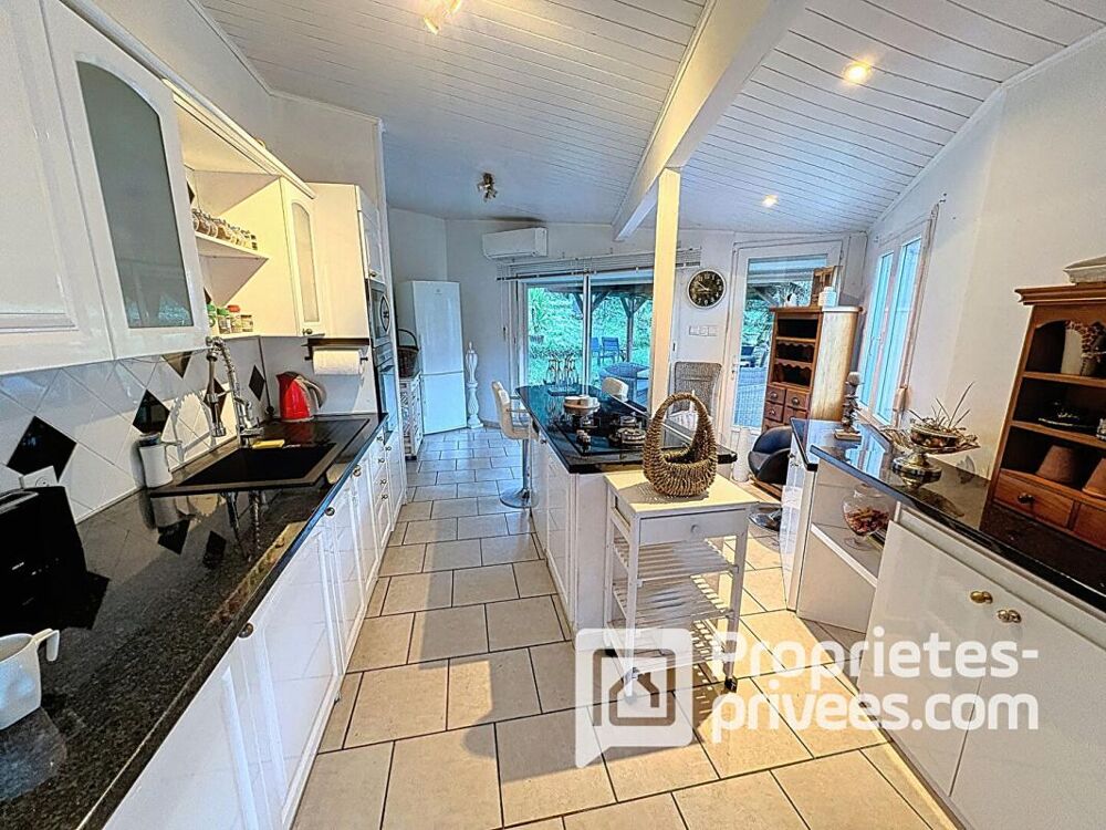 Vente Maison Maison de village atypique et individuelle à Ucciani de 166 m2 Ucciani