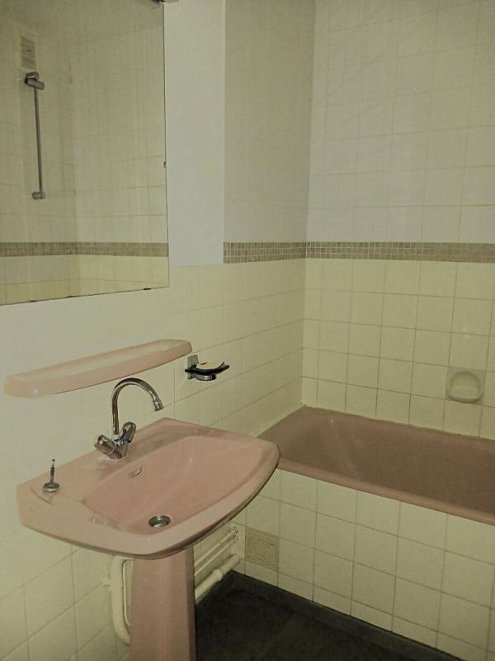 Vente Appartement Appartement Lons Le Saunier 2 pièces ascenseur et balcon Lons le saunier