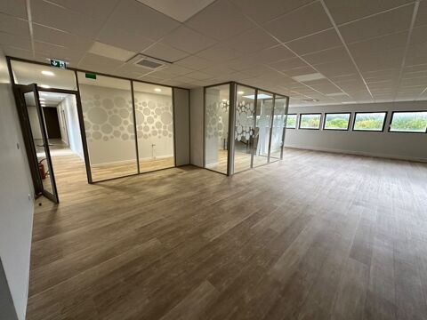 bureaux &agrave; louer RILLIEUX LA PAPE (69) plateau de bureaux de 249m2 au 1er &eacute;tage avec parking inclu 3911 69140 Rillieux la pape
