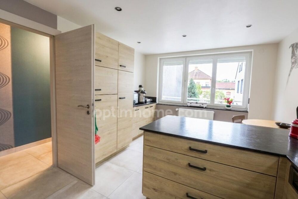 Vente Maison FONTOY - MAISON DE 150 M² AVEC 5 CHAMBRES, GARAGE, TERRASSE ET JARDIN ! FORT POTENTIEL ! Fontoy