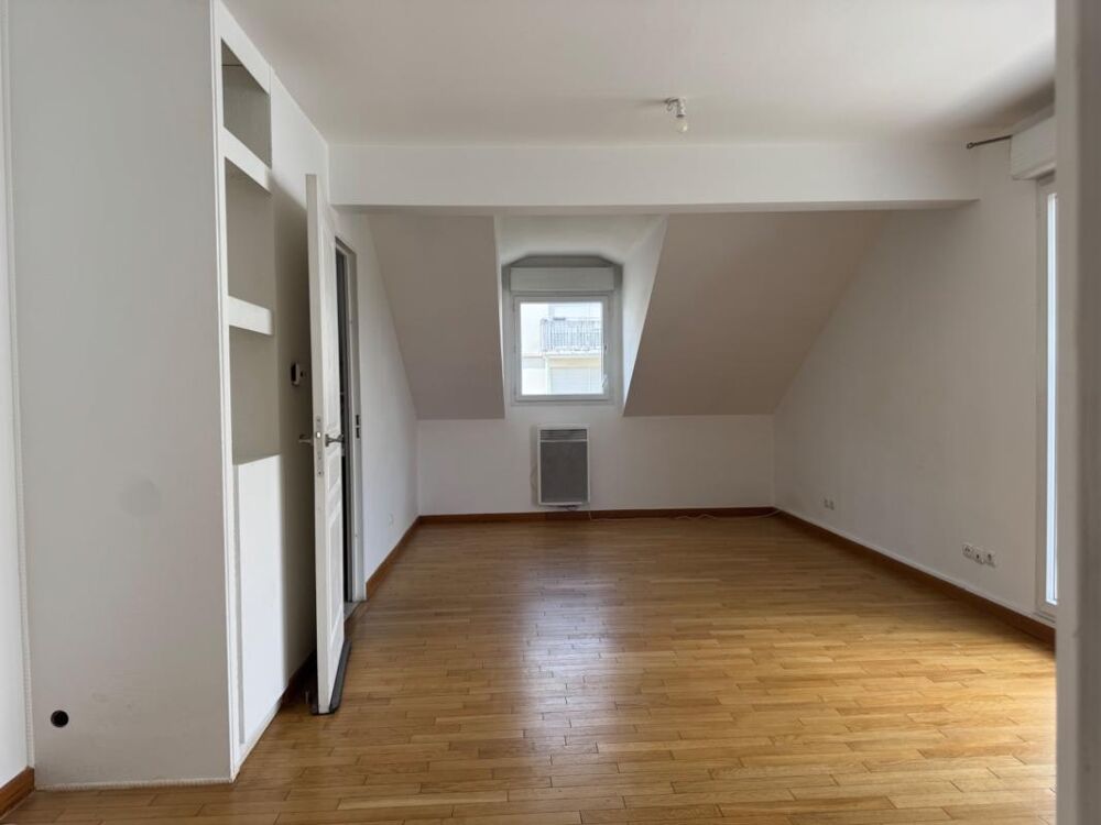 LE PERREUX-SUR-MARNE  VUE EXCEPTIONNELLE SUR LA MARNE  2 MIN RER A  4 PIÈCES 75 M²  DERNIER ÉTAGE  ASCENSEUR  BALCONS  PA
