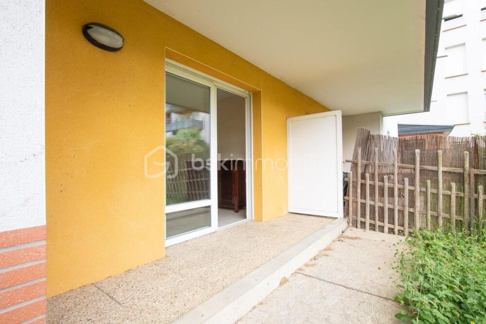 Appartement en rez-de-jardin avec parking