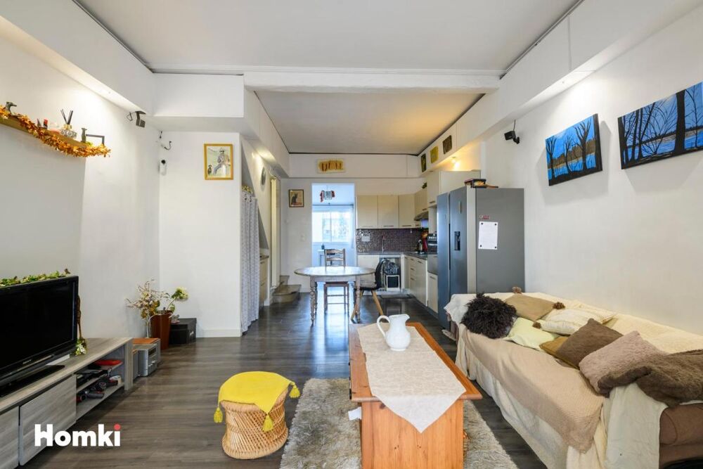 Vente Appartement DPE C  appartement rénové  3 pièces de 90m avec balcon Nimes