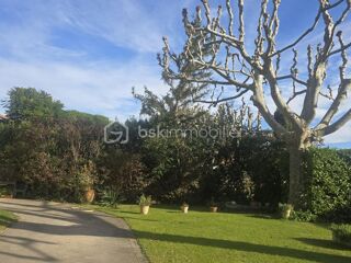  Propri�t�/ch�teau � vendre 9 pi�ces 180 m�