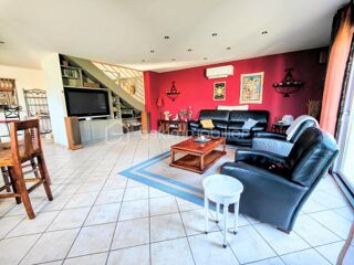  Maison � vendre 9 pi�ces 209 m�