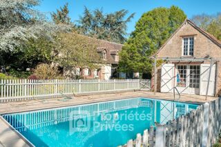  Maison à vendre 8 pièces 233 m²