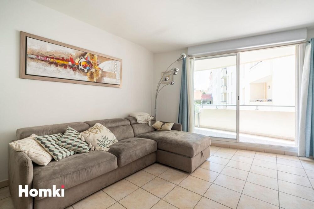 Vente Appartement Appartement T3 de 75 m² à Marseille 13008, Rue du Commandant Rolland Marseille 8