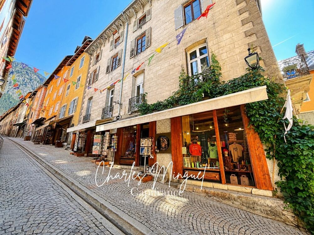   MURS ET FONDS DE COMMERCE - Cité Vauban - Briançon 