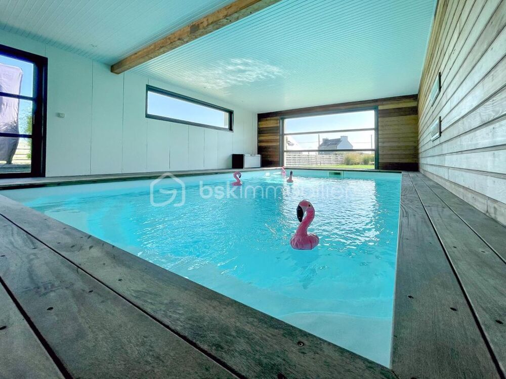 Bien rare : élégance contemporaine et piscine intérieure