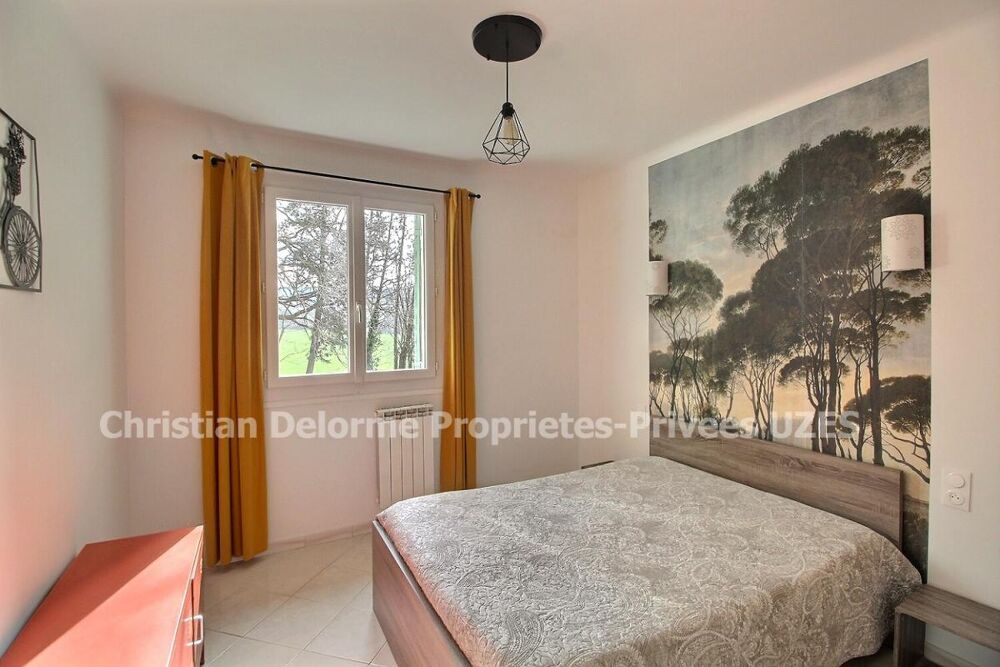 � vendre  Villa Uz�s (30700)