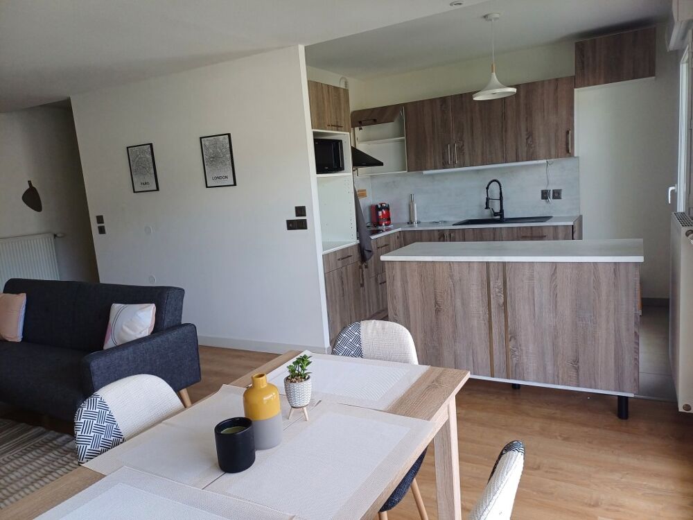 T3 meublé avec terrasse et garage à ST GENIS POUILLY