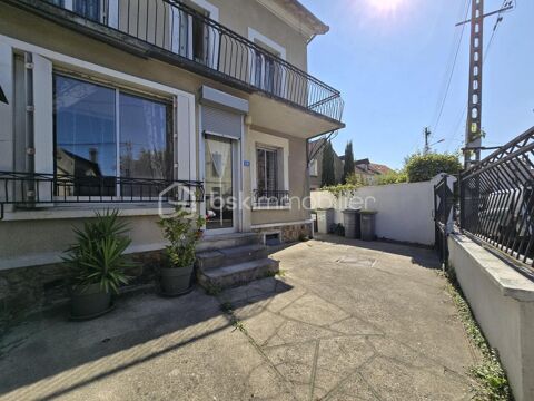   ? Maison individuelle 165 m� � 7 chambres � Gonesse Propri�t�/ch�teau - 10 pi�ce(s) - 165 m�