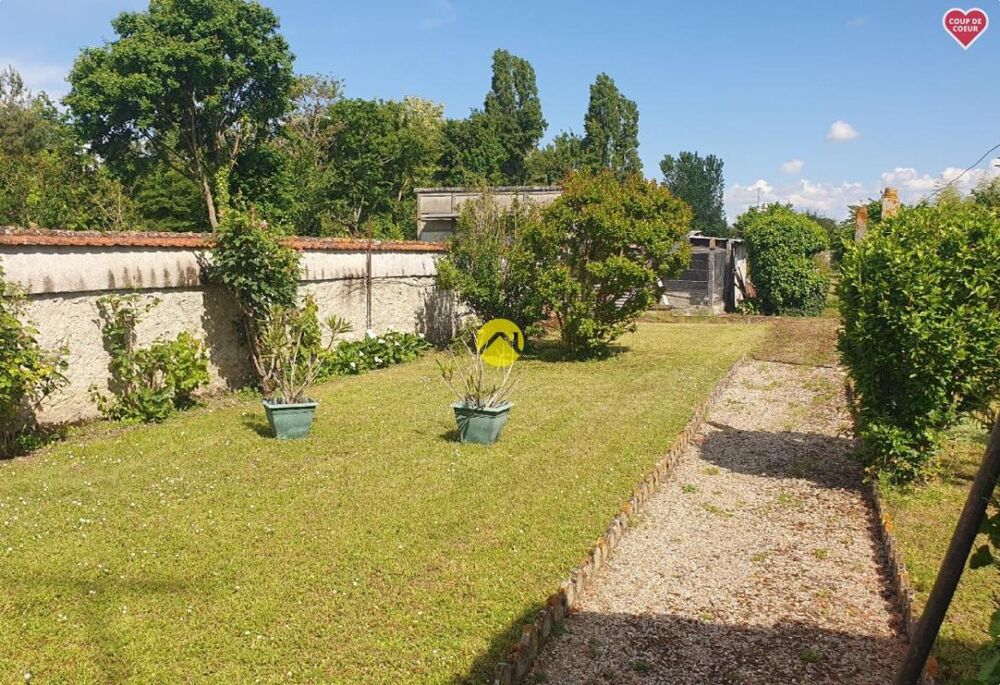GRAND JARDIN ET CHAMBRE AU RDC