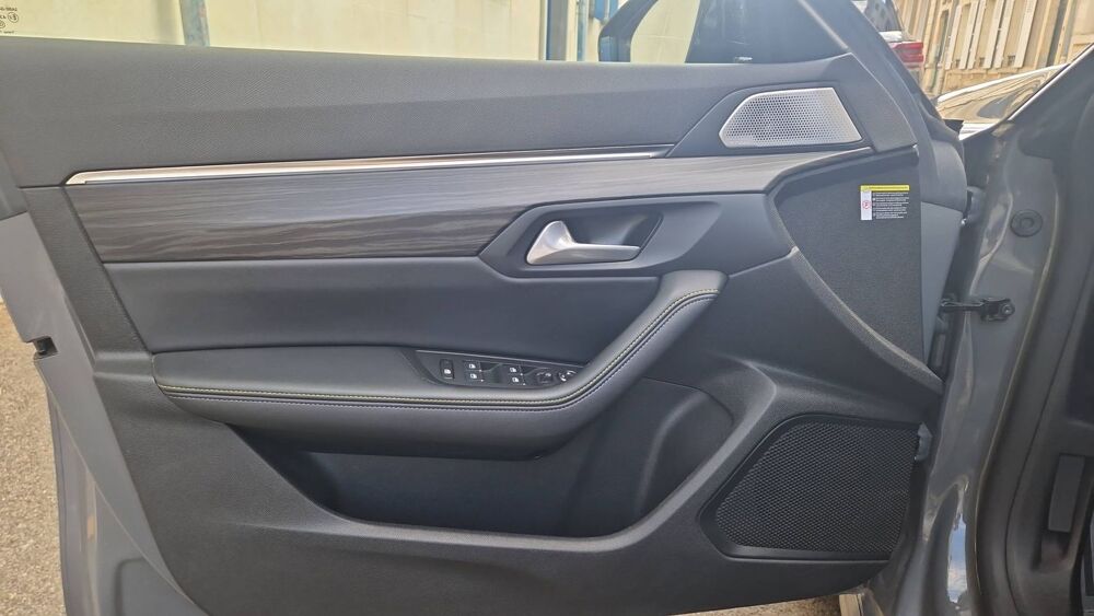 508 SW II 1.6 PureTech PSE 360 Hybrid4 4WD EAT8 - Automatique Entre 2022 occasion 58000 Nevers