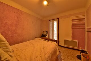  Immeuble à vendre 9 pièces 180 m²