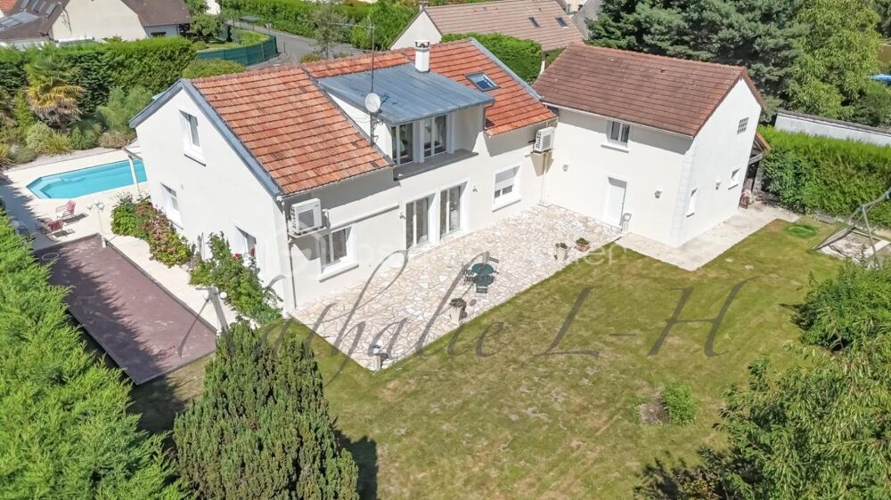 Superbe ! Pavillon de 224 m² avec piscine chauffée et studio indépendant