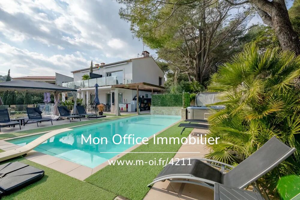 Vente Maison Référence : 6134-SIC - Superbe maison vue mer St Aygulf Frejus