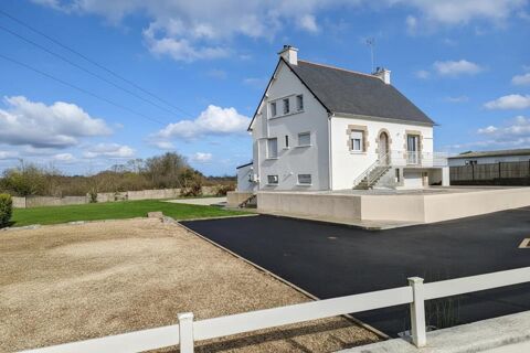   Superbe maison r�nov�e 115 m� � Pommerit-le-Vicomte Maison - 5 pi�ce(s) - 115 m�