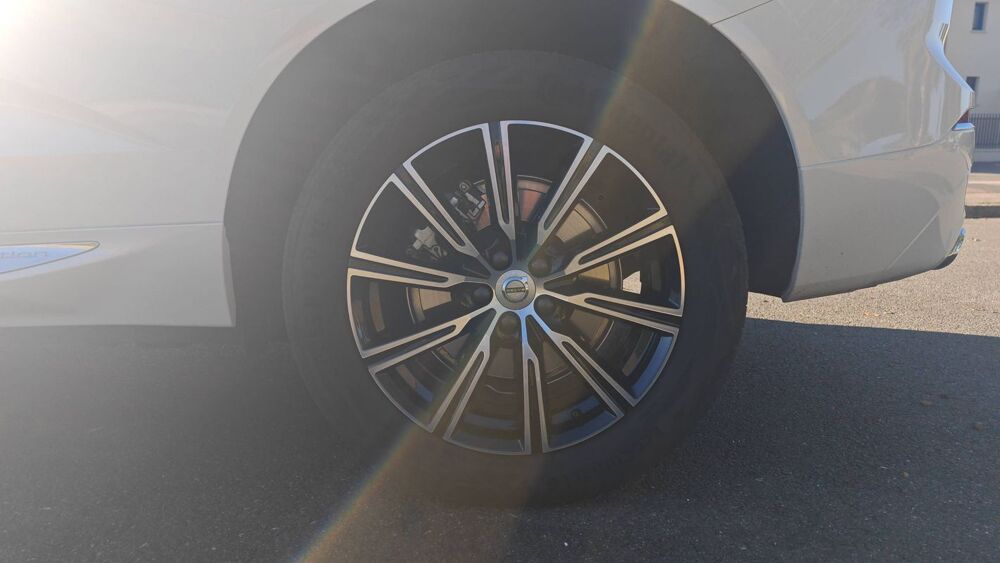 XC60 2.0 T8 392 Hybrid AWD Geartronic8 Inscription Luxe 2020 occasion 69250 Montanay