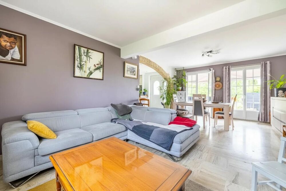 Maison de 5 pièces de 130 m² à Breux-Jouy