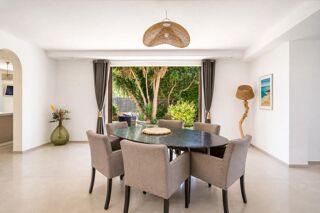  Maison à vendre 6 pièces 223 m²