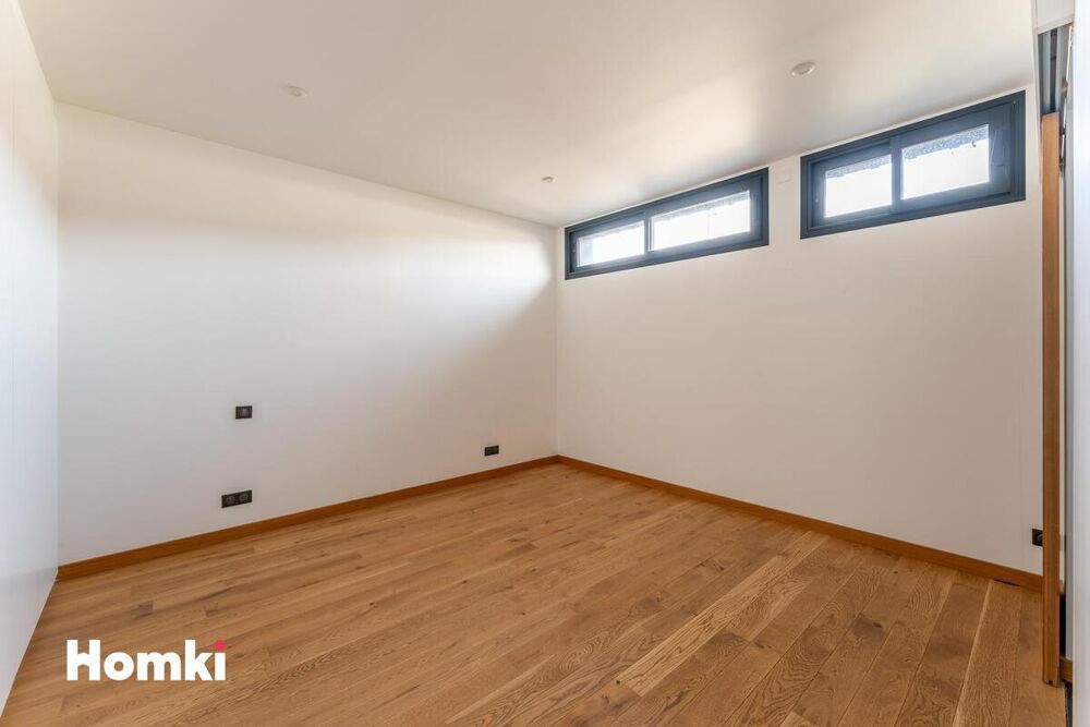 � vendre  Loft Bordeaux (33300)