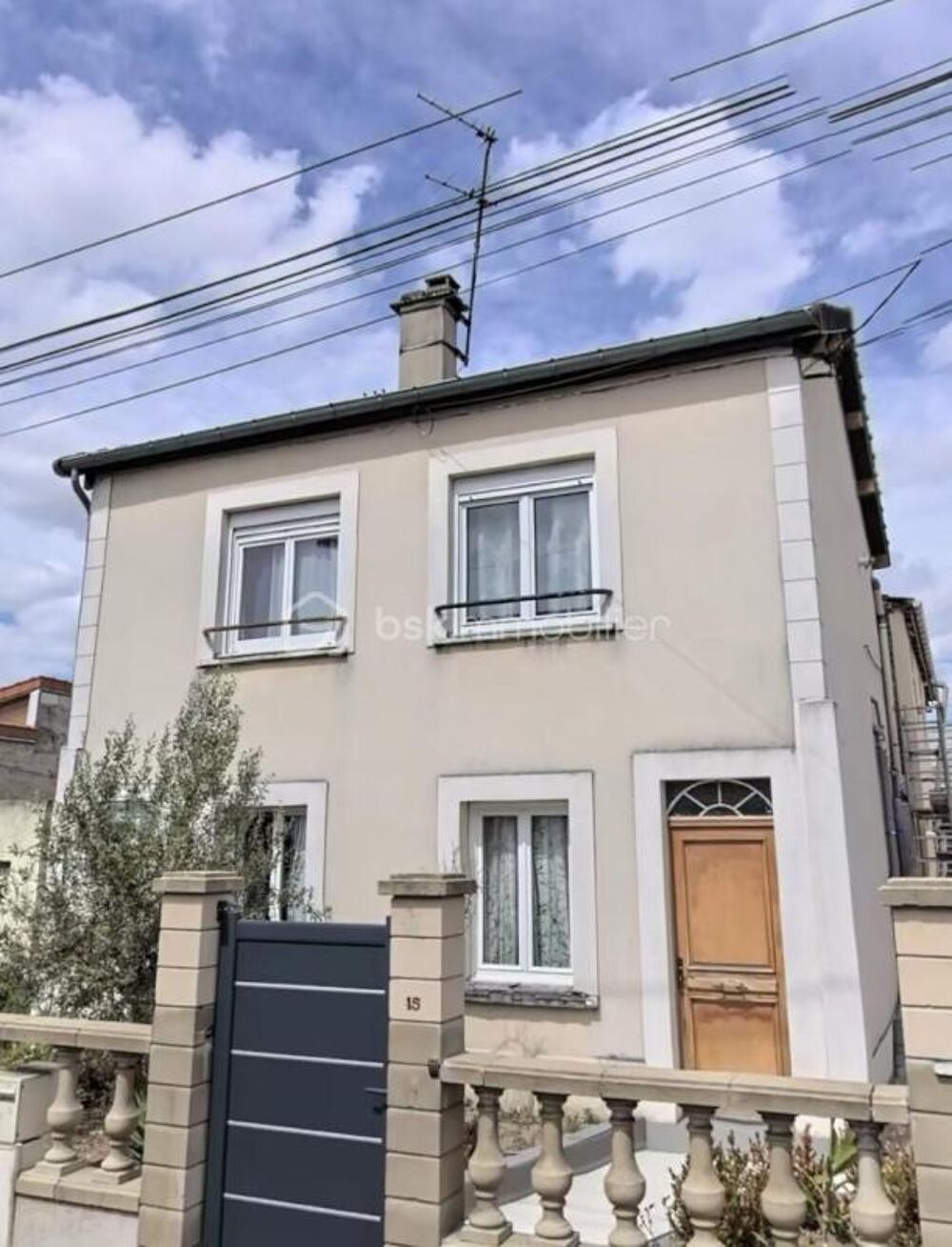 JOLIE MAISON SPACIEUSE A VENDRE (190 M2)