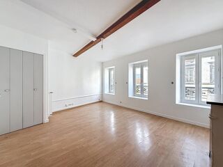  Appartement à louer 3 pièces 47 m²