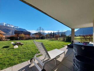  Appartement à louer 4 pièces 82 m²