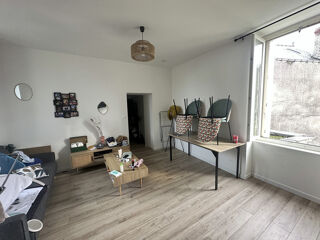 Immeuble à vendre 10 pièces 200 m²