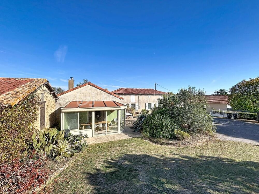 Vente Immeuble Propriété avec piscine Bressuire