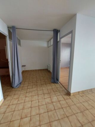  Appartement à louer 2 pièces 49 m²