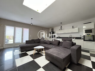  Maison � vendre 7 pi�ces 180 m�