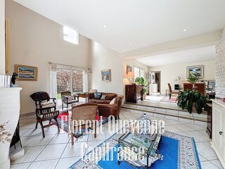 Vente Maison Maison + local commercial à vendre 298m² Mery corbon