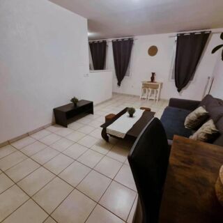  Appartement à louer 1 pièce 37 m²