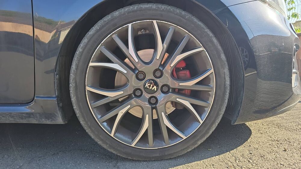 Ceed 1.6 T-GDI 204 GT - 5 places 2014 occasion 81990 Carlus