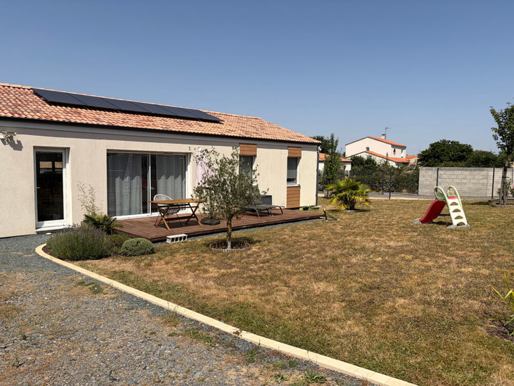 Vente Villa CHATEAU GUIBERT (85) - LA MAINBORGERE - VILLA DE PLAIN PIED 2020/4 CHAMBRES AVEC GARAGE SUR 1353M² CLOS Chateau guibert