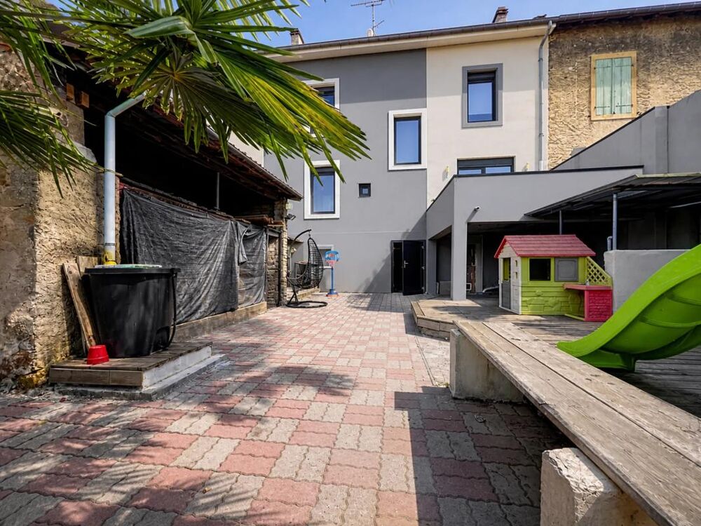 Vente Maison Maison de 8 pièces de 197,6 m² à Yutz Yutz