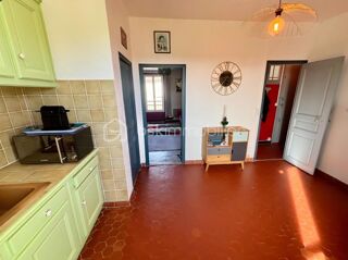 Vente Appartement À COMPS-SUR-ARTUBY (VAR) – T1 BIS ENTIÈREMENT RÉNOVÉ AVEC VUE SUR LES MONTAGNES - 34 m² - VENDU MEUBLE Comps sur artuby