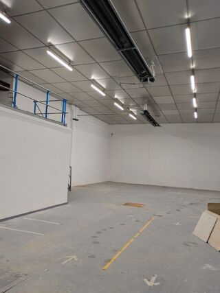   Local/bureau à louer CHAMBERY (73) 242 m² Chambery