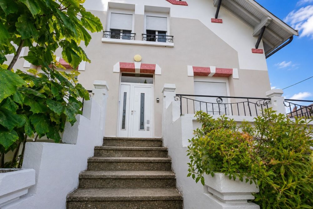 Présentation du bien : Maison 6 pièces à vendre aux ABRETS