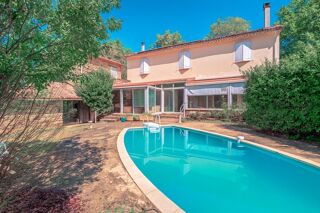  Maison à vendre 14 pièces 367 m²