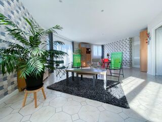  Appartement � vendre 6 pi�ces 136 m�