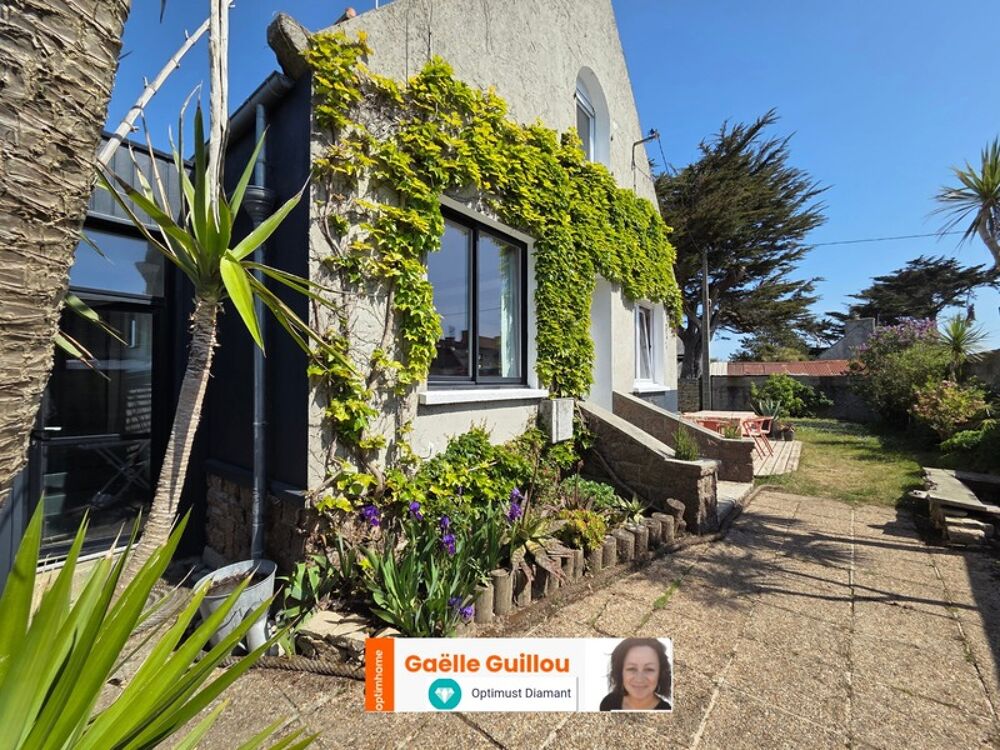SANTEC : Coup de coeur de 110m² charme des années 50 vue mer et jardin clos