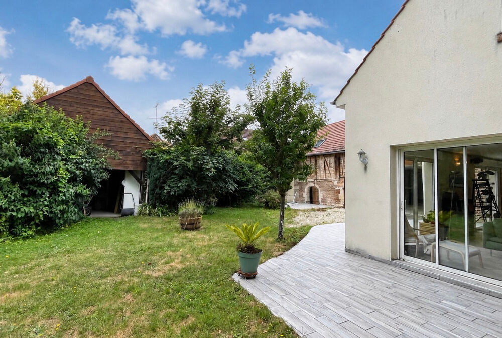 Longère à Coudun : 6 pièce(s) 163 m2 + Jardin