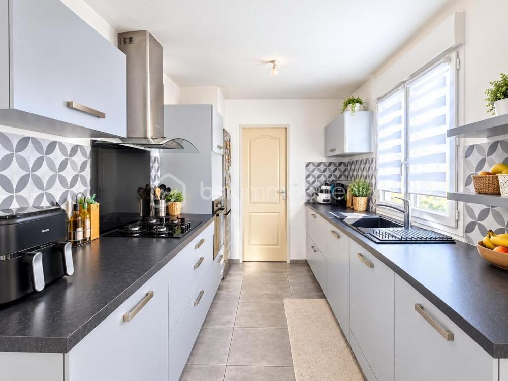 Vente Maison Maison 99 m² à vendre à Machault 77 - 5 pièces, 4 chambres, garage Machault
